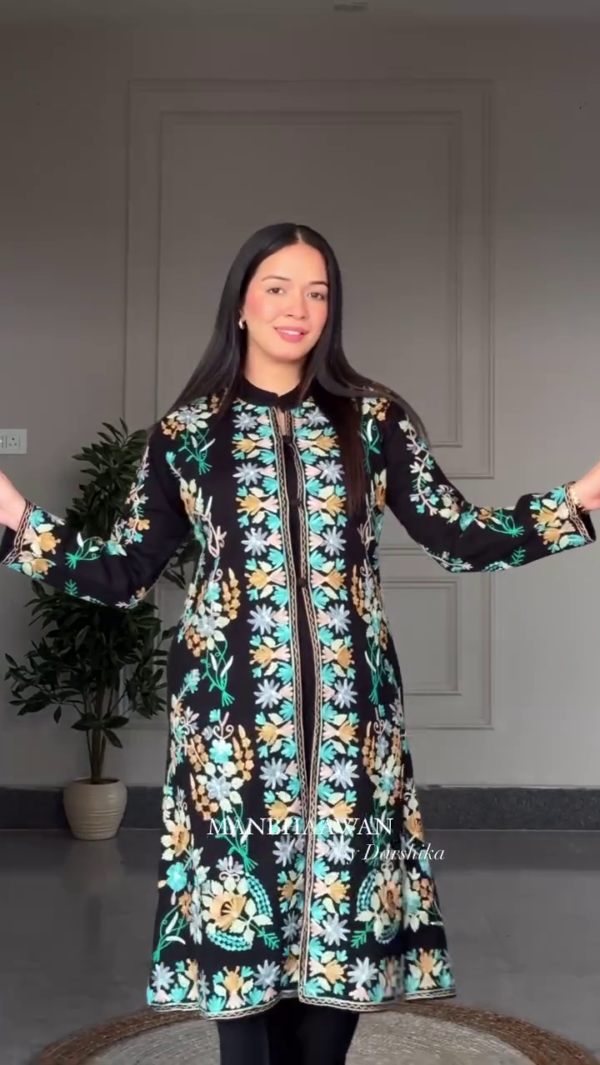 Enchanting Elegance – The Embroidered Long Jacket Ensemble - Image 6