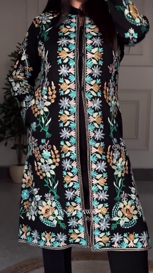Enchanting Elegance – The Embroidered Long Jacket Ensemble - Image 7