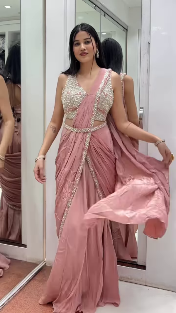 Blush Pink Saree with Modern Glam and Elegance - Image 4