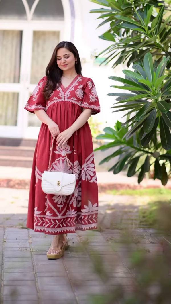 Vibrant Floral Paradise Maxi Dress - Perfect for Summer Getaways - Image 5