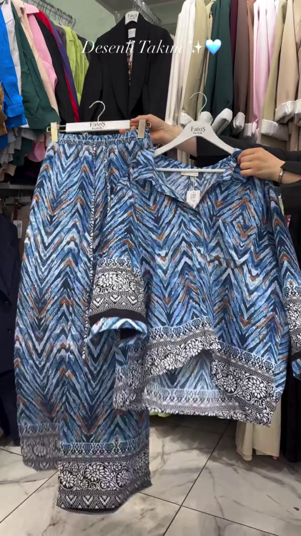 Printed Two Piece set matching Top and bottom Cord Set